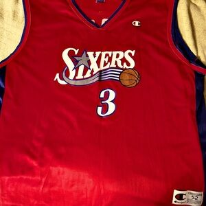 PHILADELPHIA 76ERS bball JERSEY CHAMPION, MEN 52, RED ALLEN IVERSON